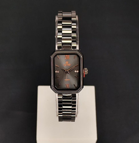 داتیس زنانه چهارگوش